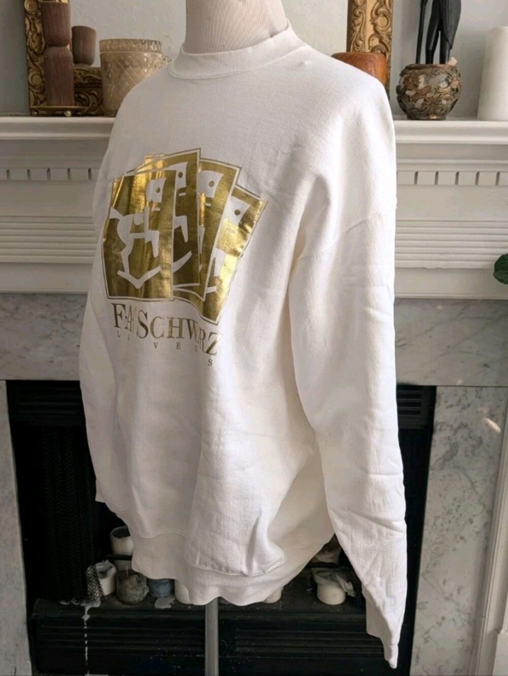Vintage 90s Y2K FAO Schwarz Las Vegas Sweatshirt White Gold Foil Holiday Sz 2XL - Picture 2 of 10